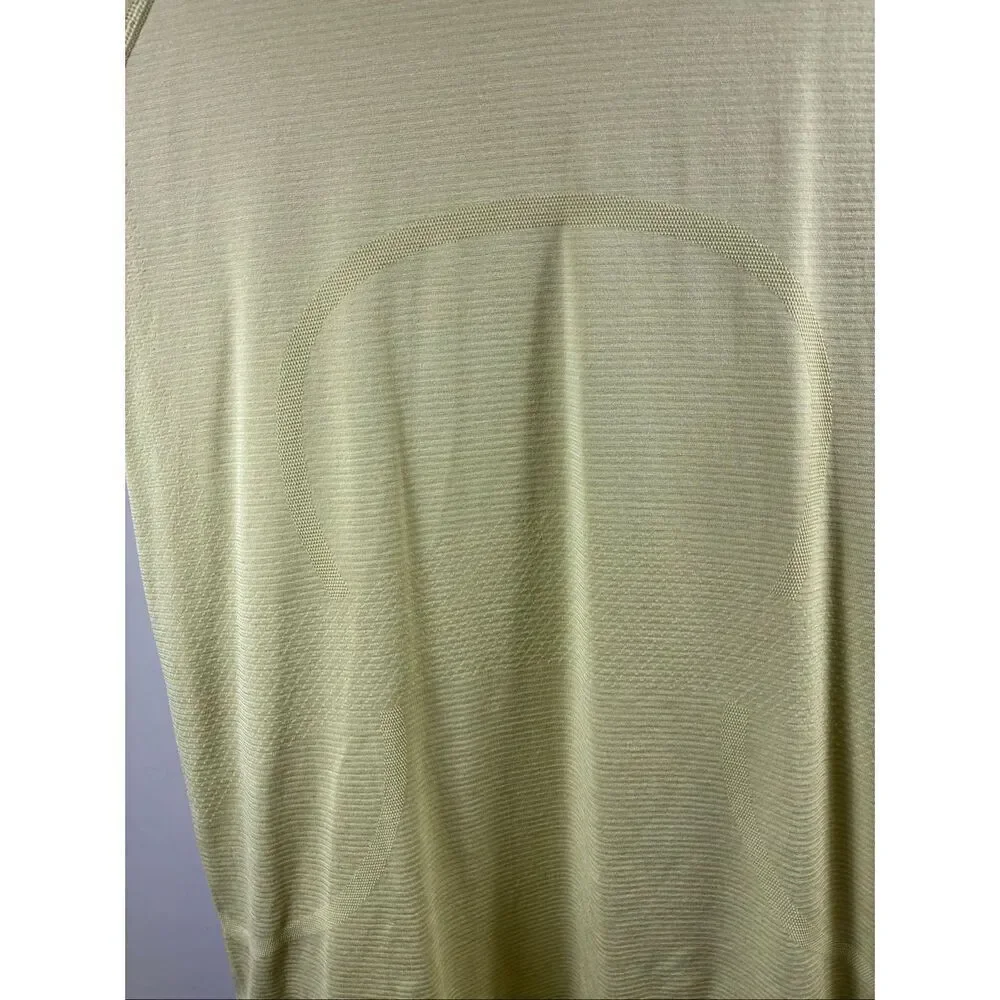 Lululemon Short Sleeve Swiftly Tech 2.0 in Yellow Size 8